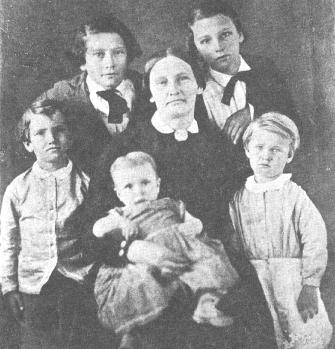 Mary Maverick and Children