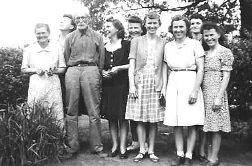 Jim & Josie McKeehan and girls